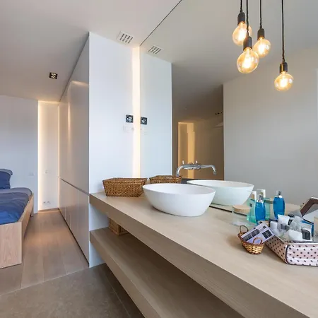 Lecomte - The Shoreline Collection 110 Apartment